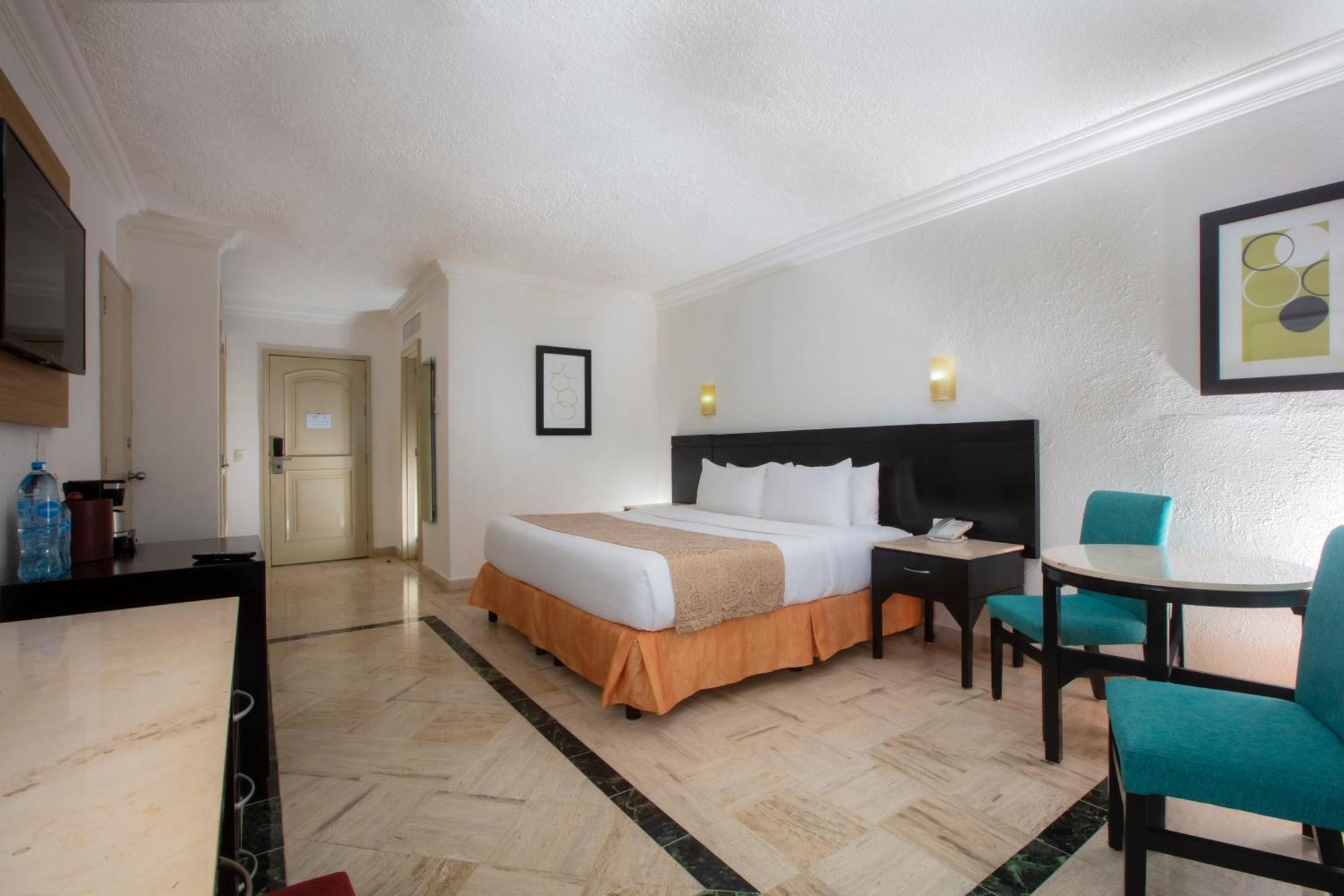 Krystal Cancun Bagian luar foto