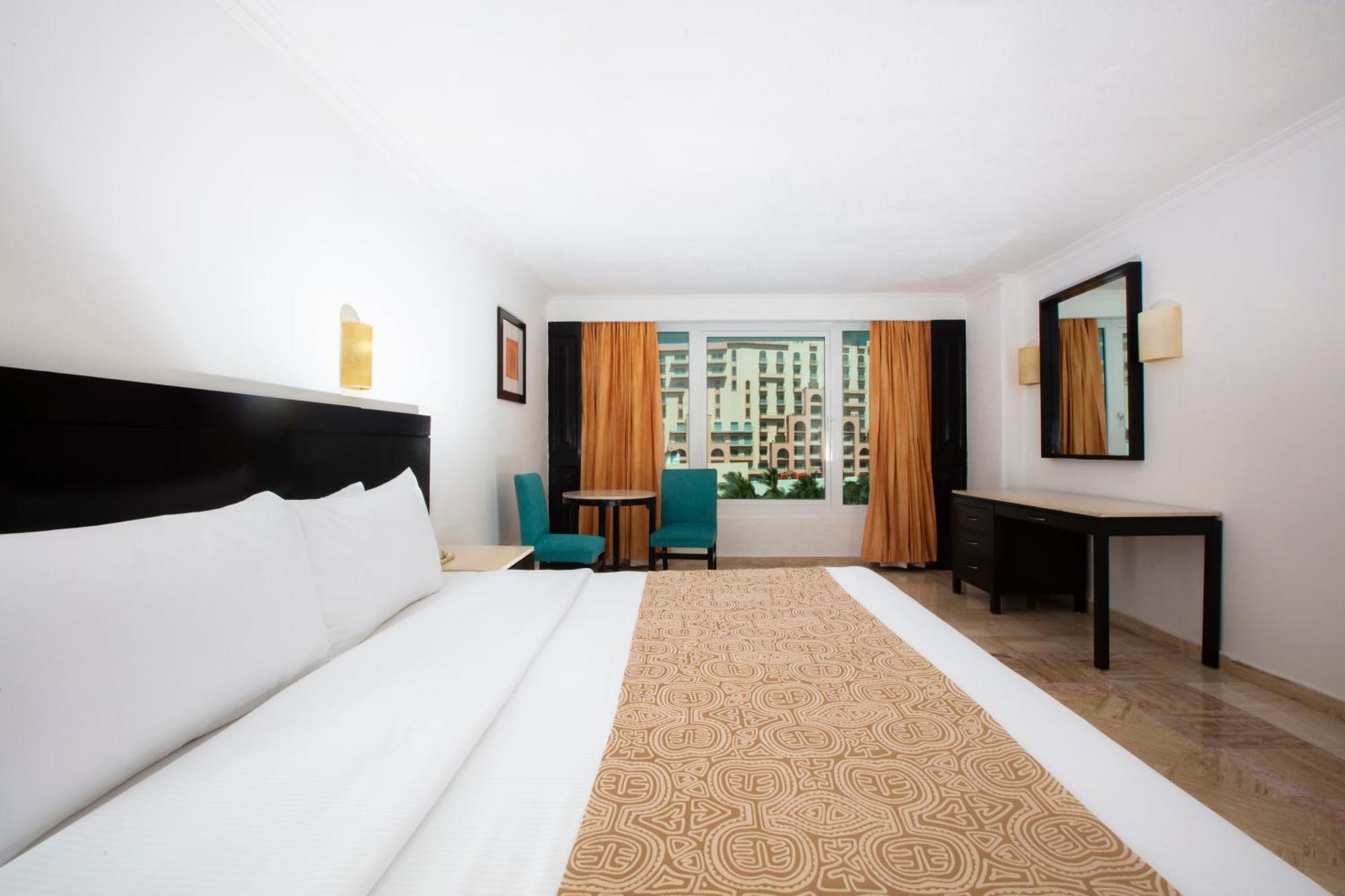 Krystal Cancun Bagian luar foto