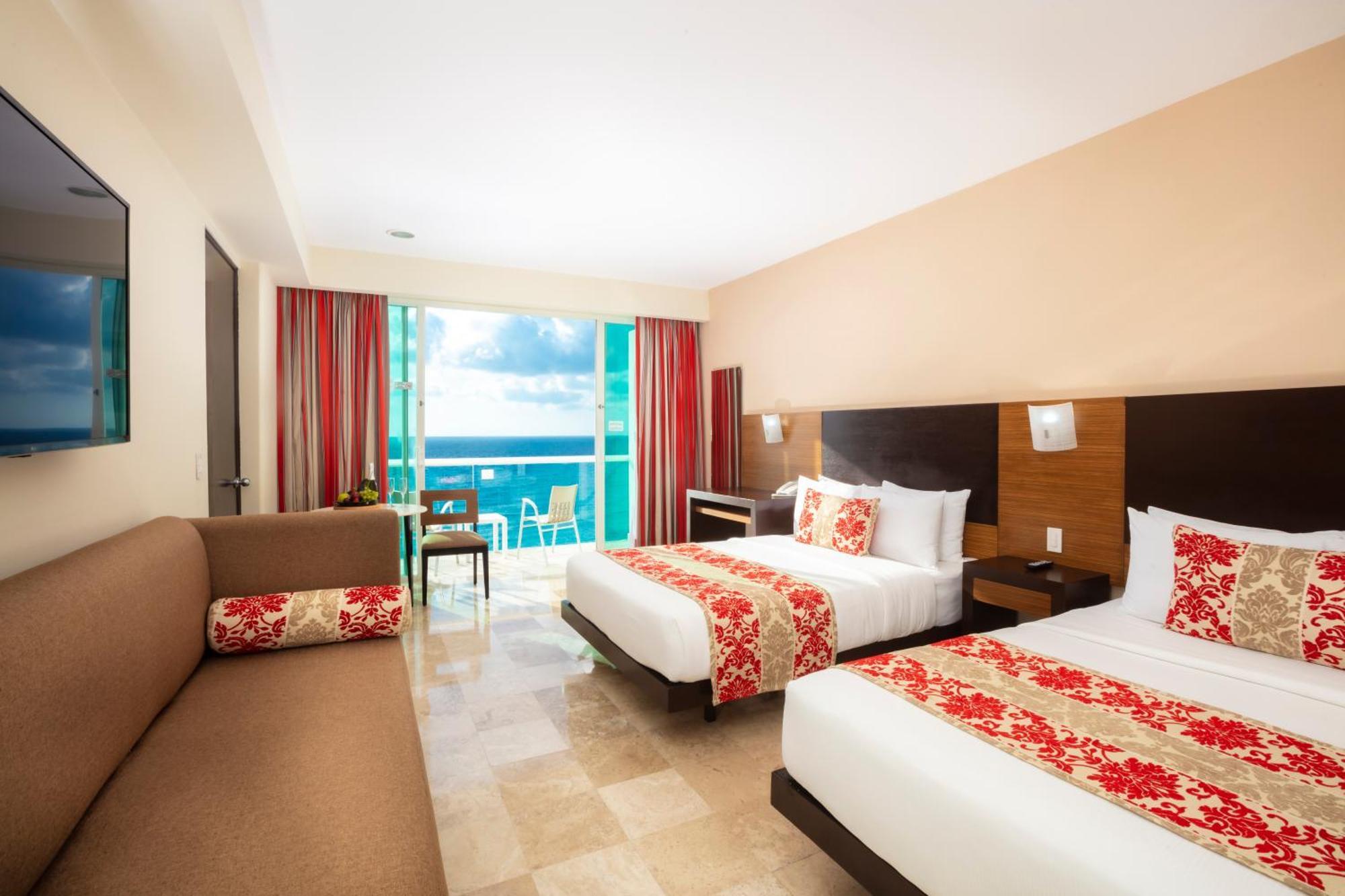 Krystal Cancun Bagian luar foto